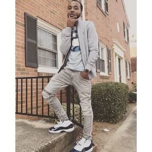 Meet your Posher, Cj